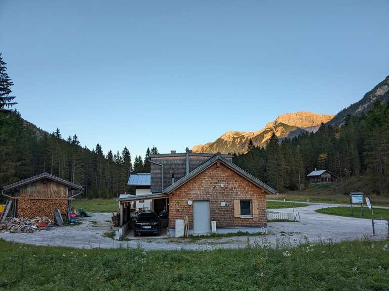 Wanderparkplatz AmmerwaldAlm Touren und Karten komoot