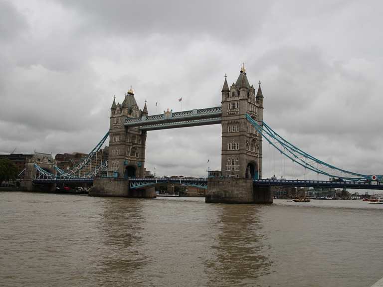 Tower Bridge from Thames Path, Queens Walk Routes for Walking and ...