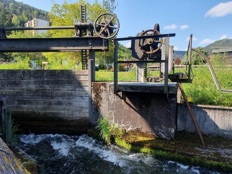 Calmbach – Dorf und Wasserläufe – Wander- & Radrouten | Komoot