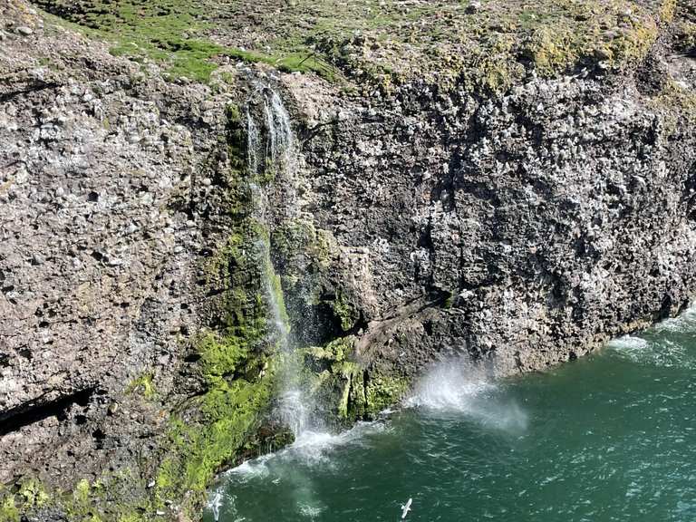 Crawton Waterfall – Hiking & Cycling Routes | Komoot