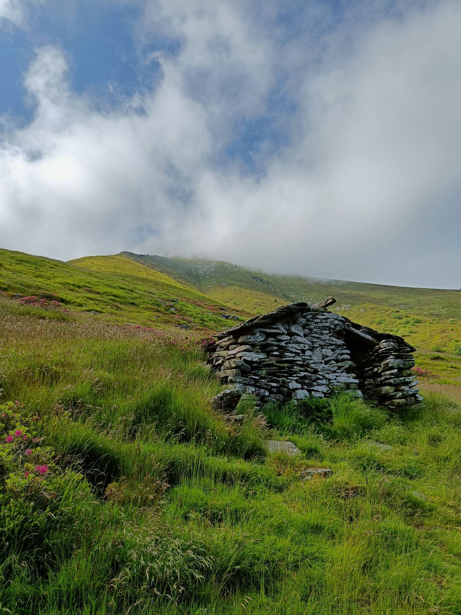 GR 10 – Explore the Ariège Pyrenees crossing the Pyrenees | Hiking
