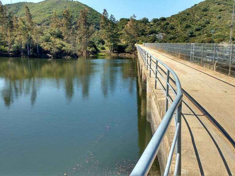 Sendero Ruta del Agua de Guillena y Embalse Gergal — sendero por la