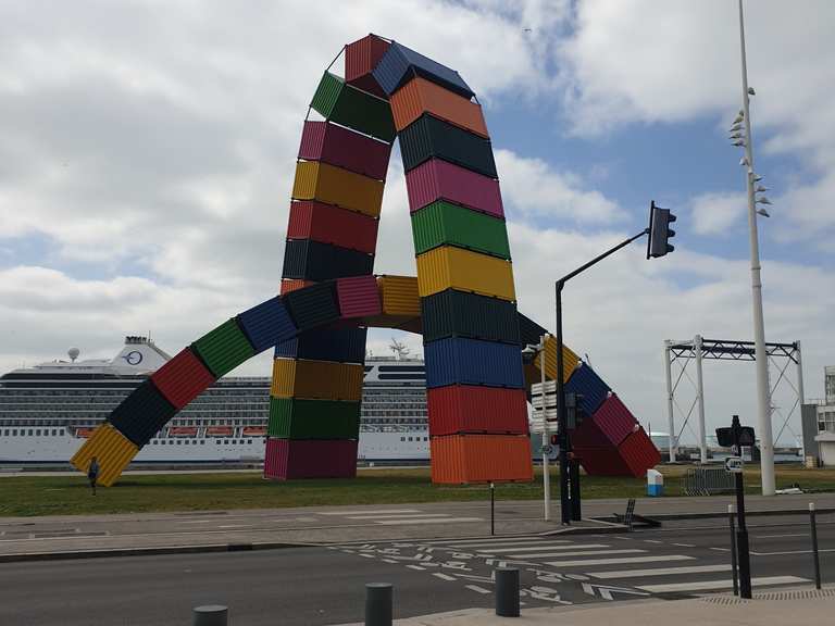 Le Havre Port Center Container Art Cant ne de Containers