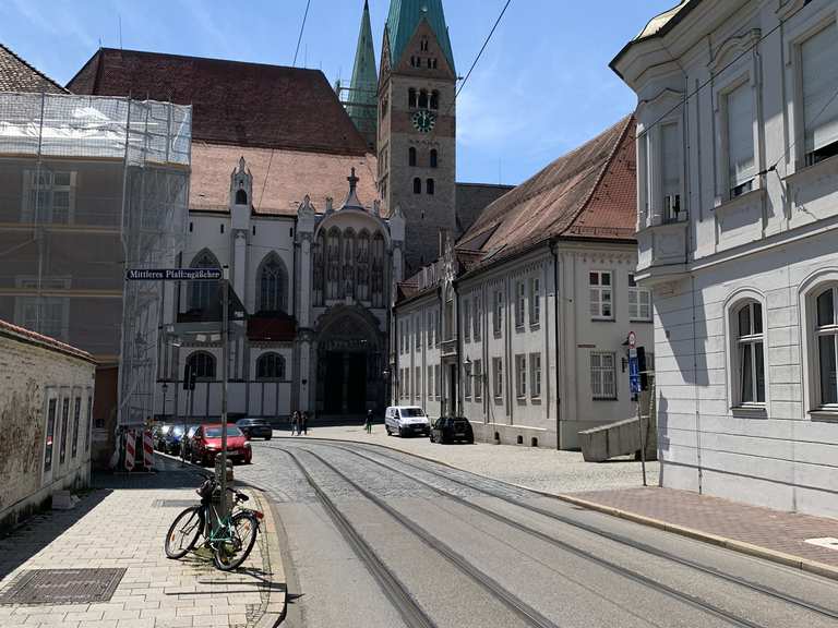 Bronze-Statue "Simpert von Augsburg": Wanderungen und Rundwege | komoot