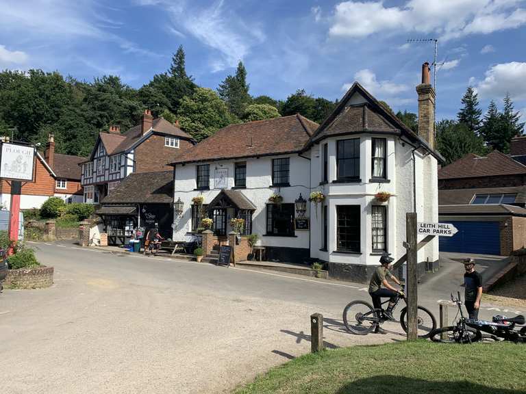 Shere, Friday Street & Ranmore loop from Esher — Surrey Hills AONB