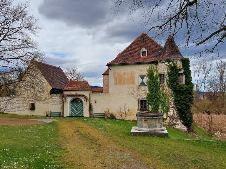 Schloss Grabenhof: Mountainbike-Touren und -Trails | komoot