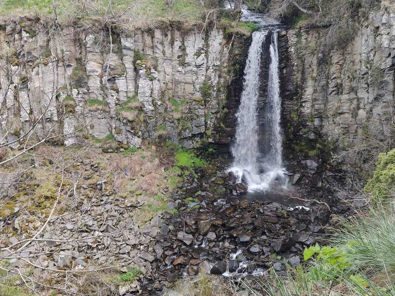 Cascade des mortes du Guéry wandelroutes en hikes Komoot