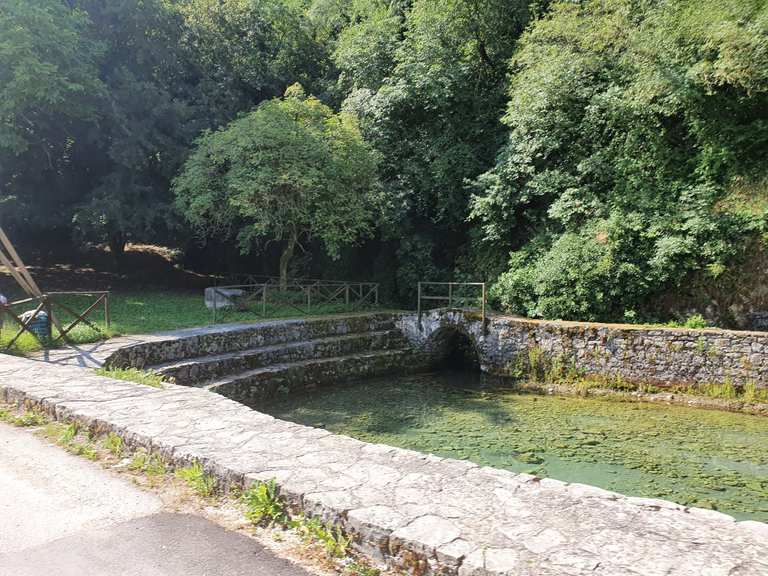 La Riserva Regionale GuardiaregiaCampochiaro giro ad anello da