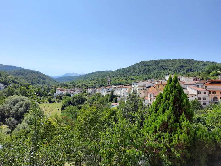 Le cascate di Carpinone ed il storico giro ad anello wandeling Komoot