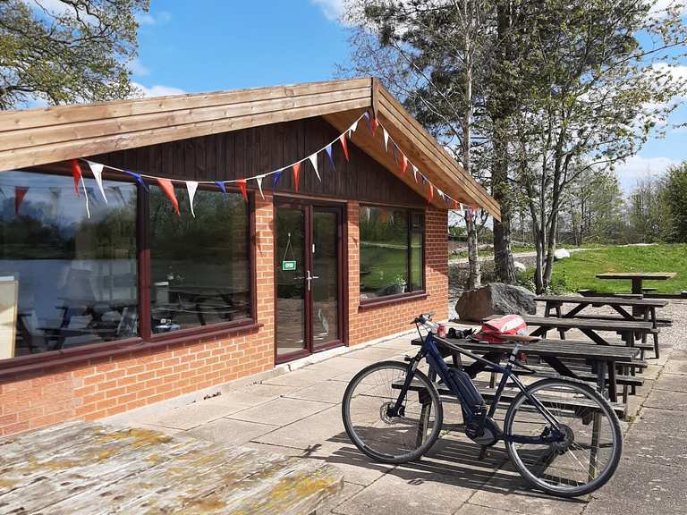 Longford Fisheries lakeside cafe Radtouren und Radwege komoot