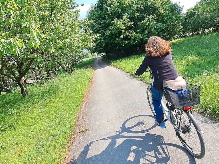 Ehemaliges Jagdhaus Willi Stoph : Radtouren und Radwege | komoot