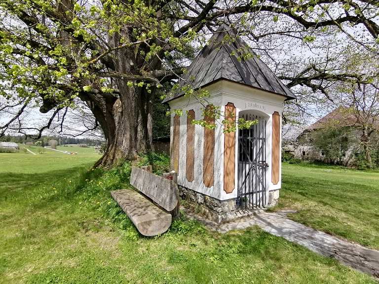 Pfarrkirche Helfenberg – Burg Piberstein Runde von Helfenberg ...
