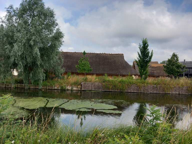 Vue sur le musée archéologique Arkéos - Cycle Routes and Map | Komoot