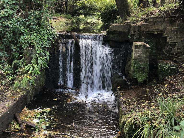 Chess Valley loop from Amersham — Chiltern Hills | hike | Komoot