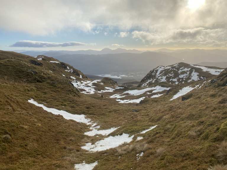 The Tarmachan Ridge loop from Ben Lawers car park | hike | Komoot