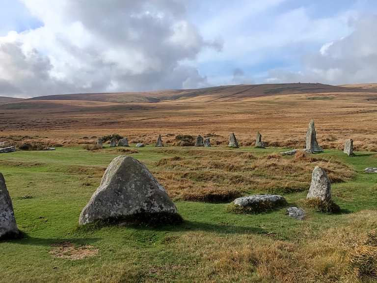 Scorhill & Kestor Rocks loop from Gidleigh — Dartmoor National Park ...