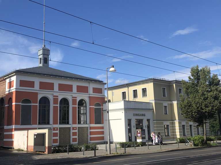 Gebäude-Ensemble Kulturhaus Peter Edel: Wanderungen und Rundwege | komoot