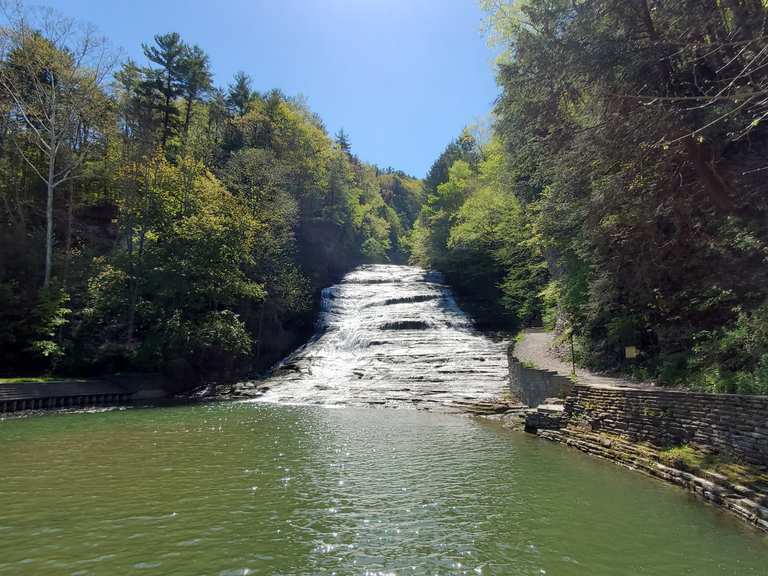 Buttermilk Falls to Lake Treman via Trail loop — Buttermilk Falls