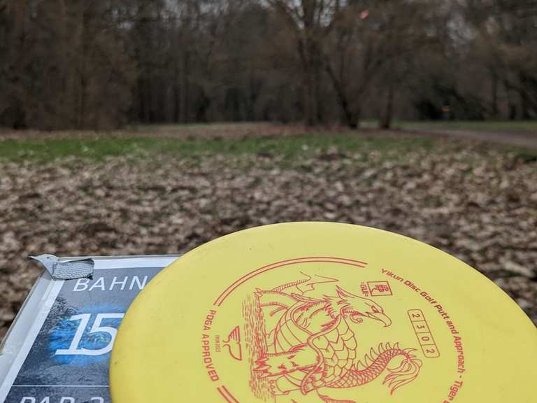 DiscGolf Parcour auf den Lichtwiesen mit 18 Körben Wanderungen und