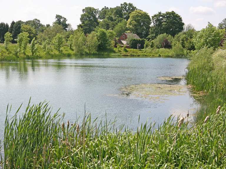 Adderbury Circular Walk via Bloxham Vale Windmill Laufrunde Komoot