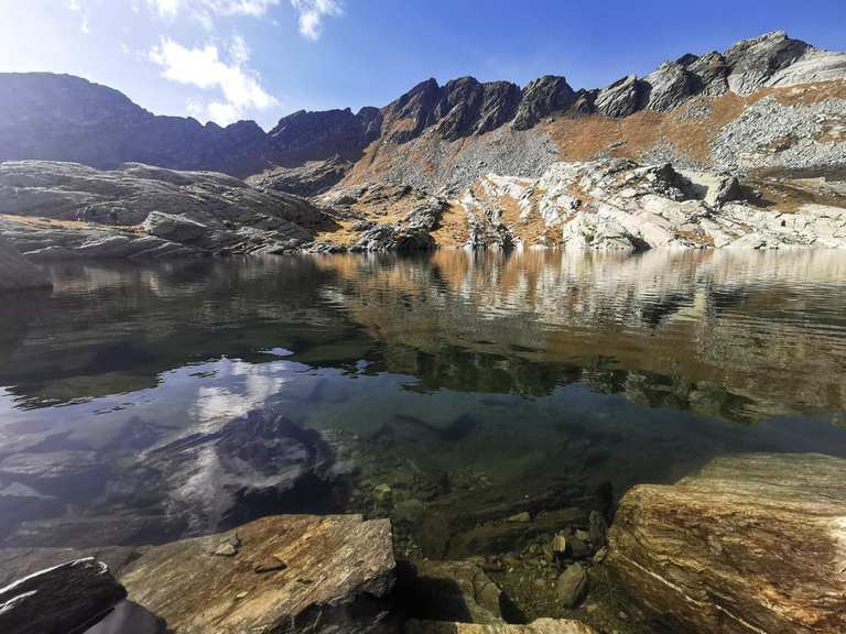 Rifugio San Bernardo – Lago di Paione Inferiore boucle au départ de ...
