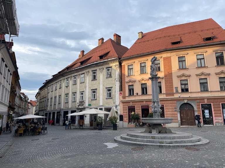 gornji-trg-oberer-platz-radtouren-und-radwege-komoot