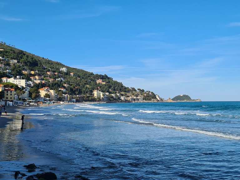 Bastion in Alassio an der Strandpromenade Road Cycle Routes and Map ...