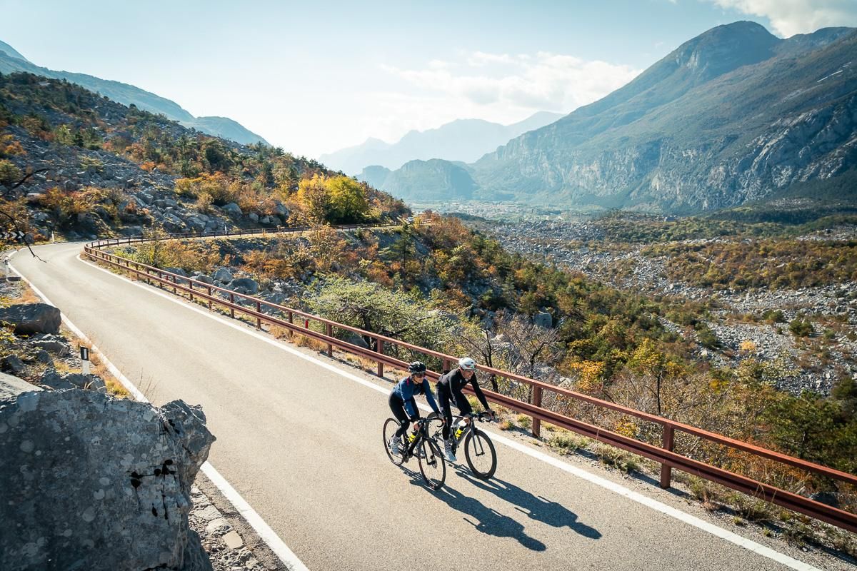 Grandiose Touren mit Giro-Anstiegen rund um den Garda- und den Iseosee |  Rennrad-Collection von komoot