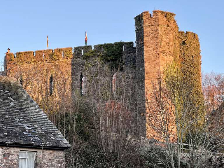 Brecon Castle Routes for Walking and Hiking | Komoot