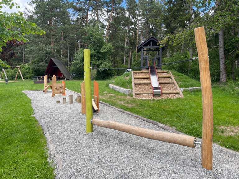 forest-playground-with-barbecue-area-hiking-cycling-routes-komoot
