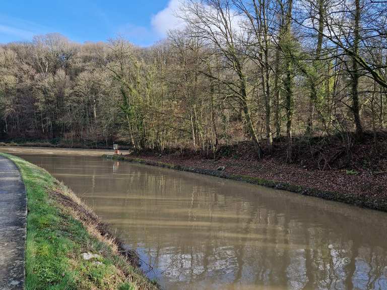 Abbaye d'Aulne Écluse manuelle Runde von Les Waibes Wanderung Komoot