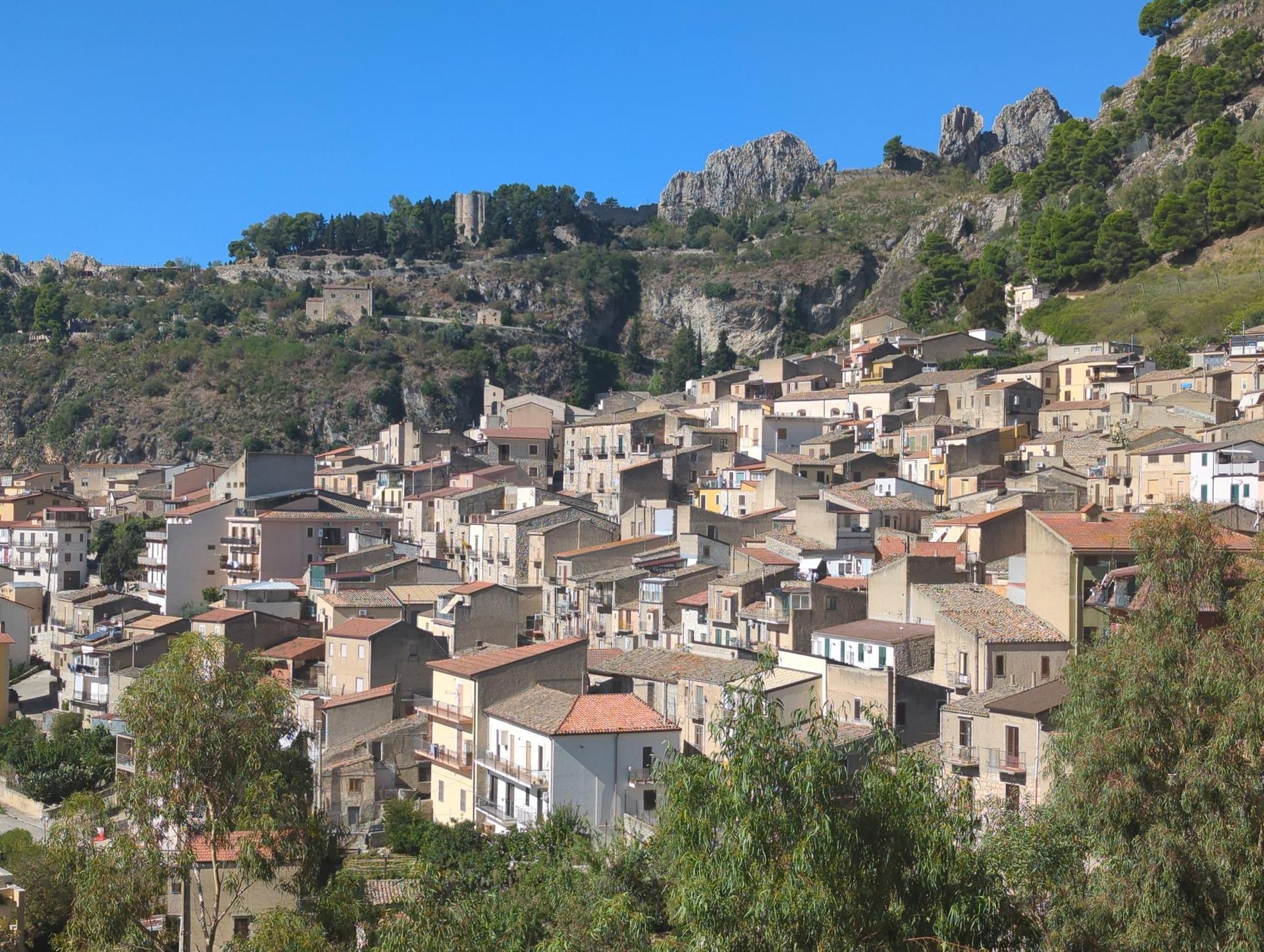 Attractions and Places To See around San Giovanni Gemini - Top 20 | Komoot, image size:1920x1446