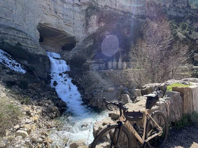 Afqa Waterfall – Cycling Routes & How to Get There | Komoot