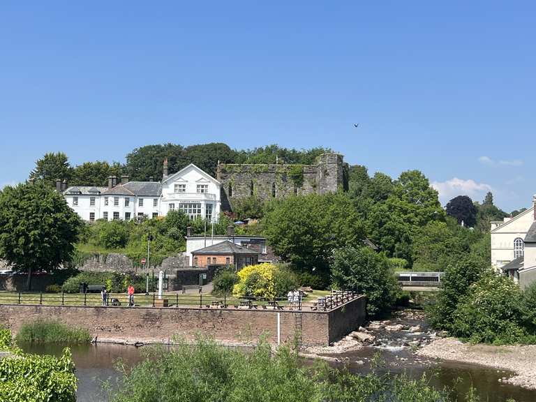 Brecon Castle Routes for Walking and Hiking | Komoot