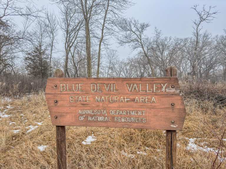 Trailhead Of The Blue Devil Valley Sna: Wanderungen Und Rundwege 