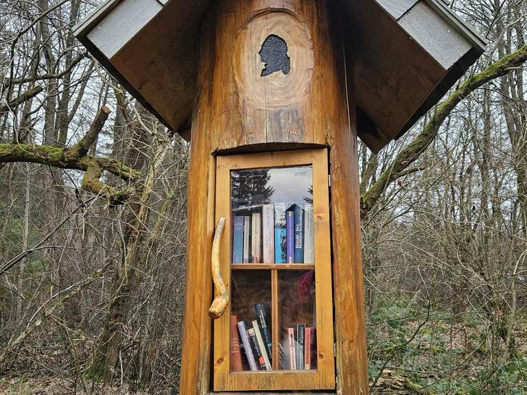 Book Tree Little Library: Wanderungen und Rundwege | komoot