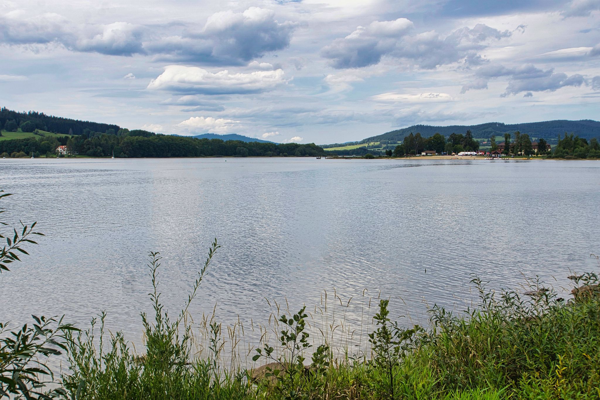 Moldaustausee mit einer Länge von 42 km