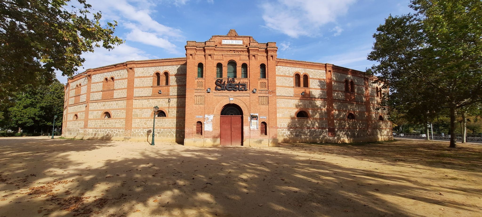 Plaza de Toros de La Caprichosa