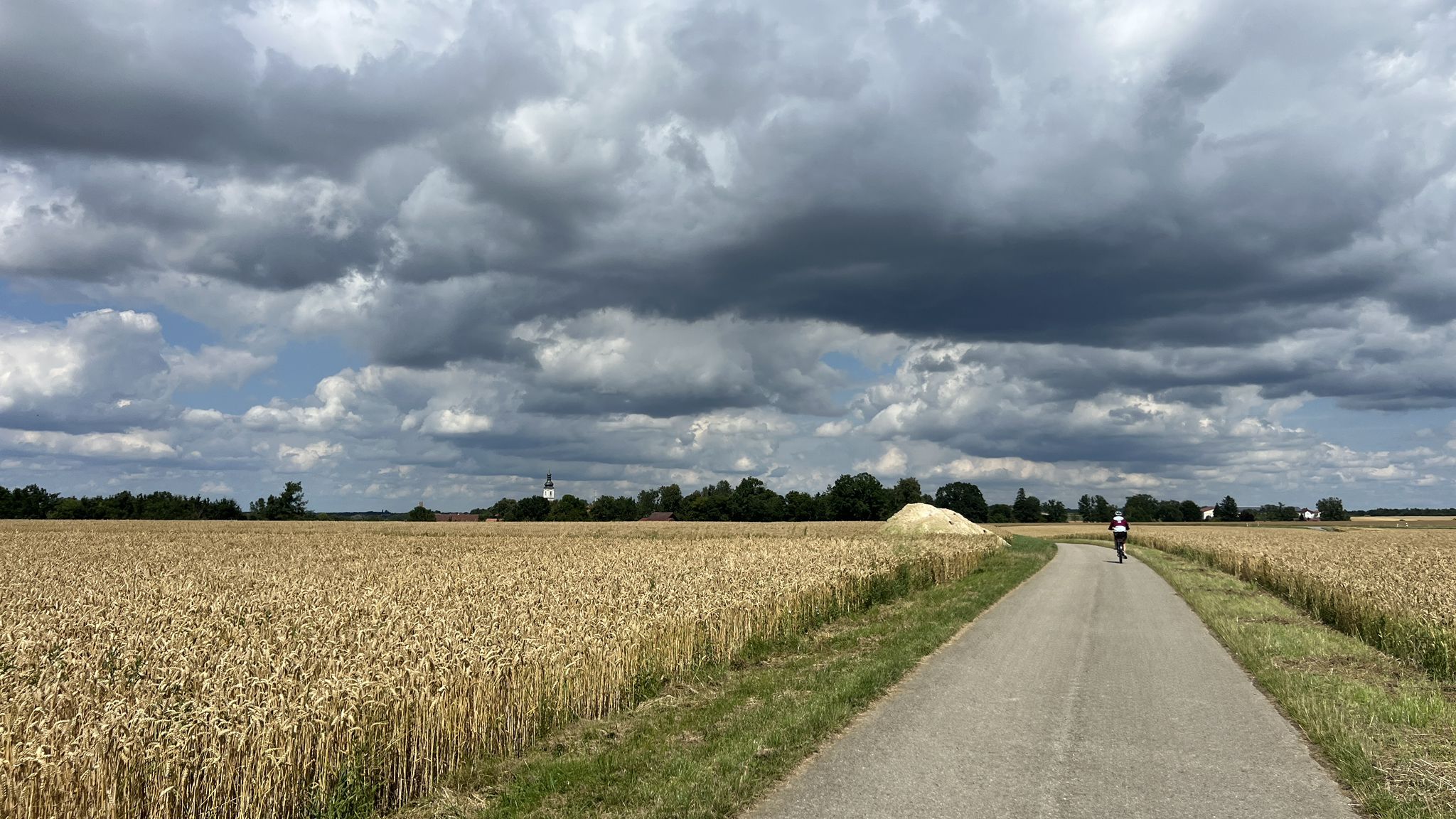 Wieder dramatische Wolkenbildungen 👍 🤩