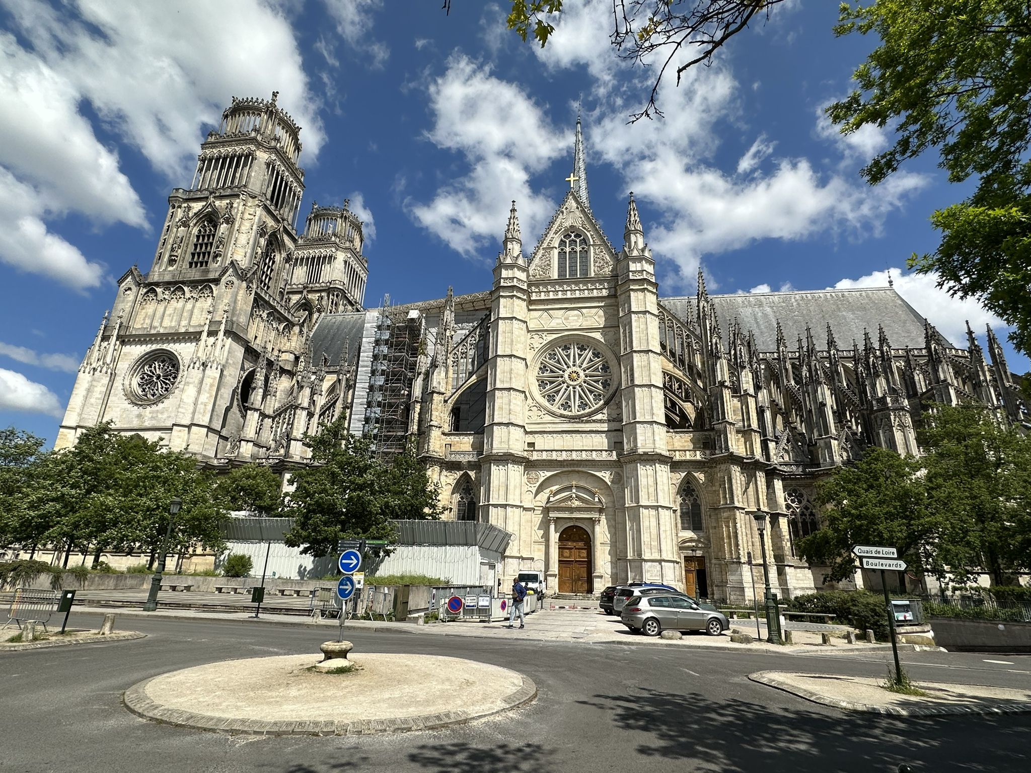 Die Sainte-Croix-Kathedrale von Orleans