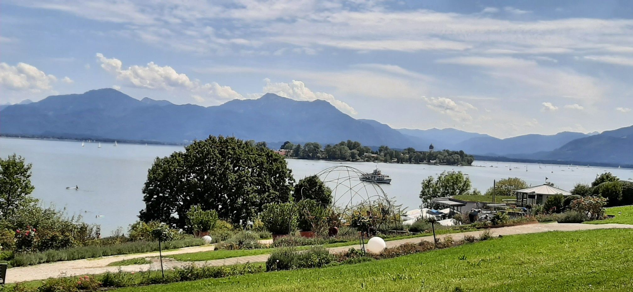 blick auf die Fraueninsel