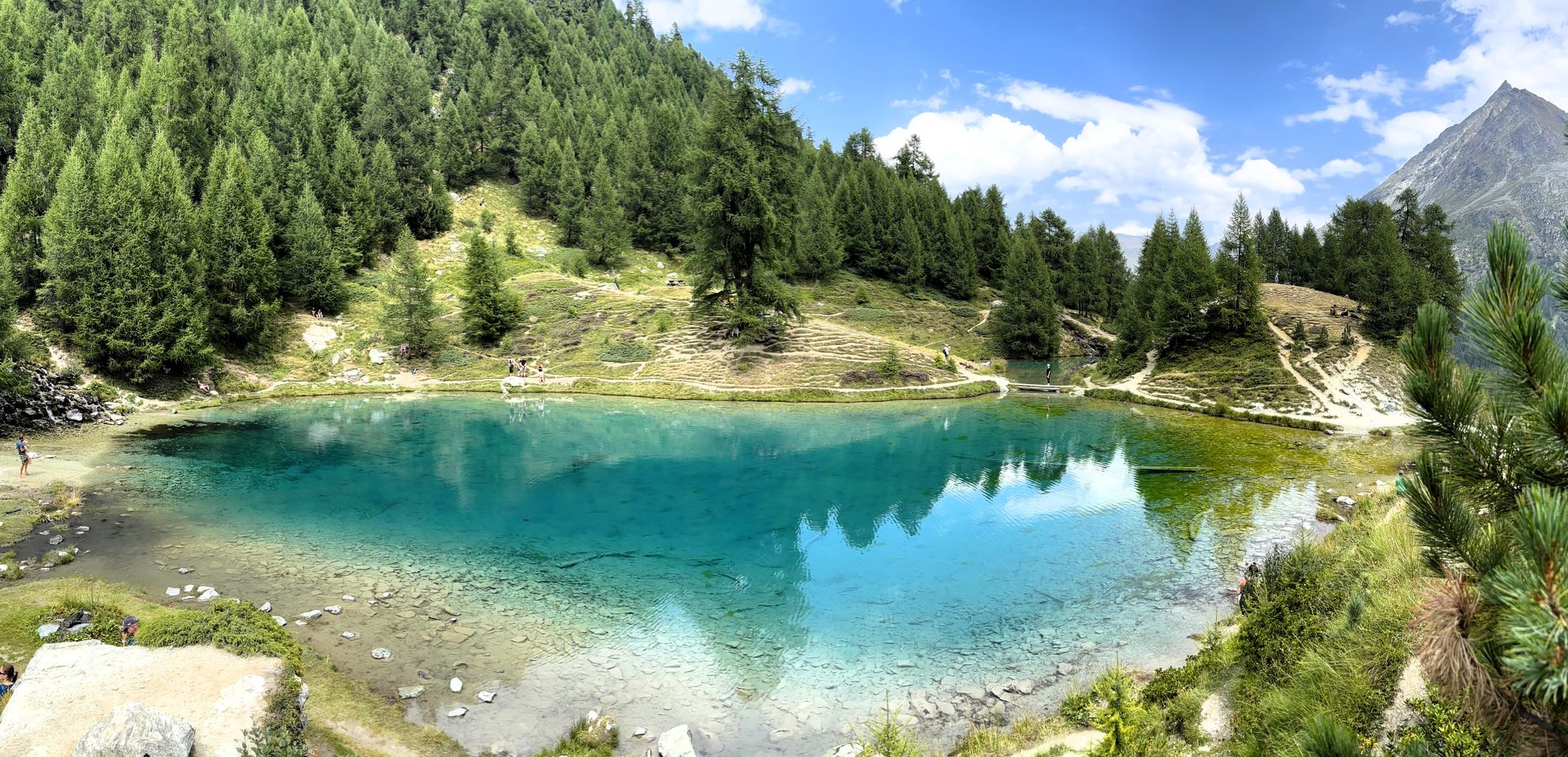 Der Lac Bleu mit seiner tollen türkisblauen Farbe