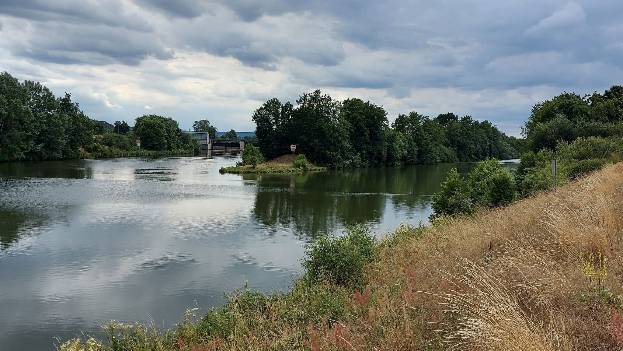 links Regnitz, rechts Main-Donau-Kanal