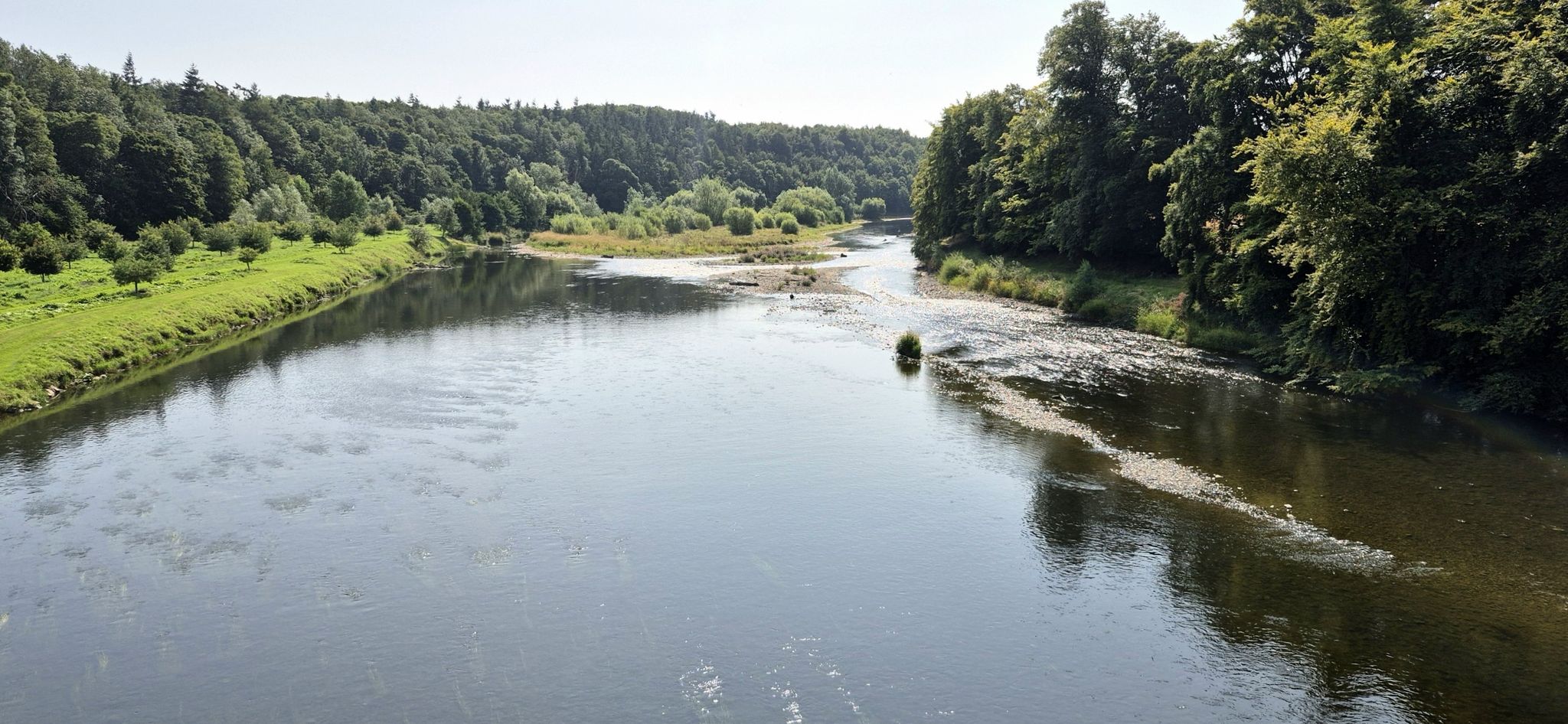 So riskieren ich sogar noch ein Foto von der Brücke aus!