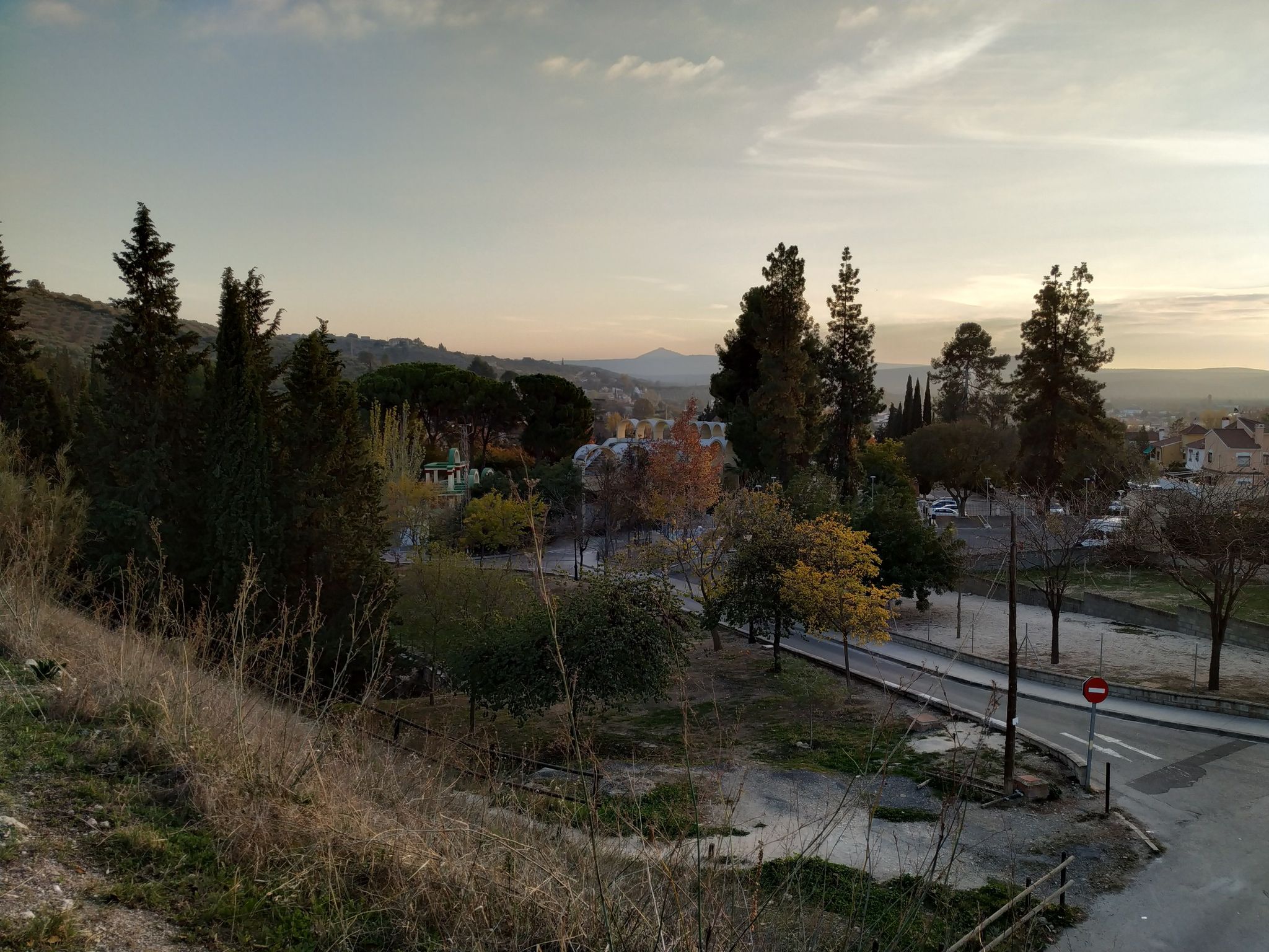 Paraje fuente del río y auditorium Juan Muñoz