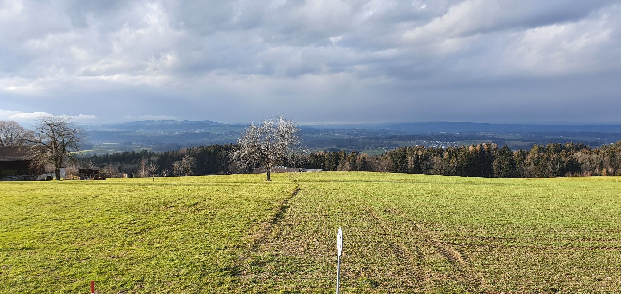 Nordwestsicht graue Wolken