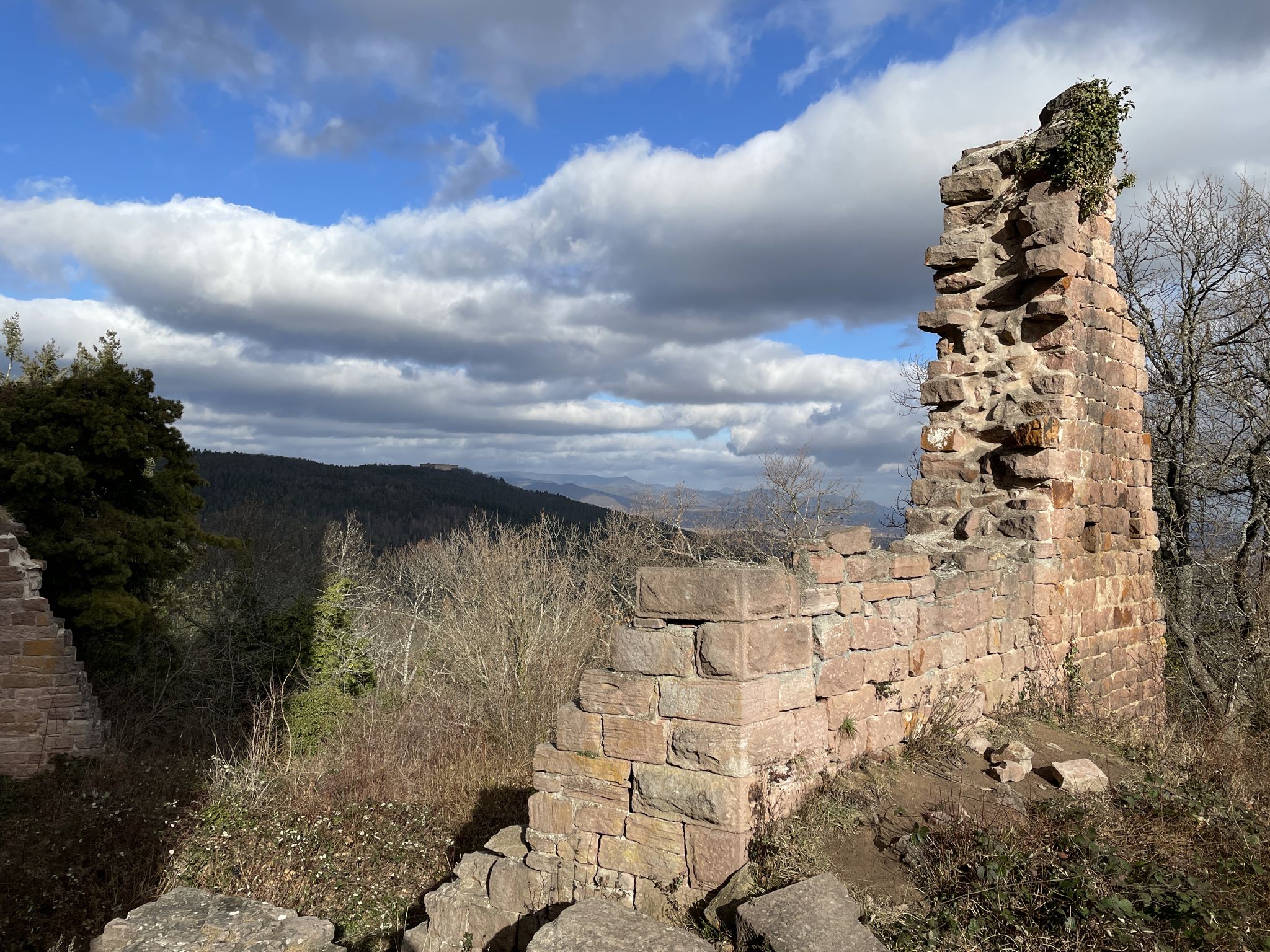 Les Trois Châteaux