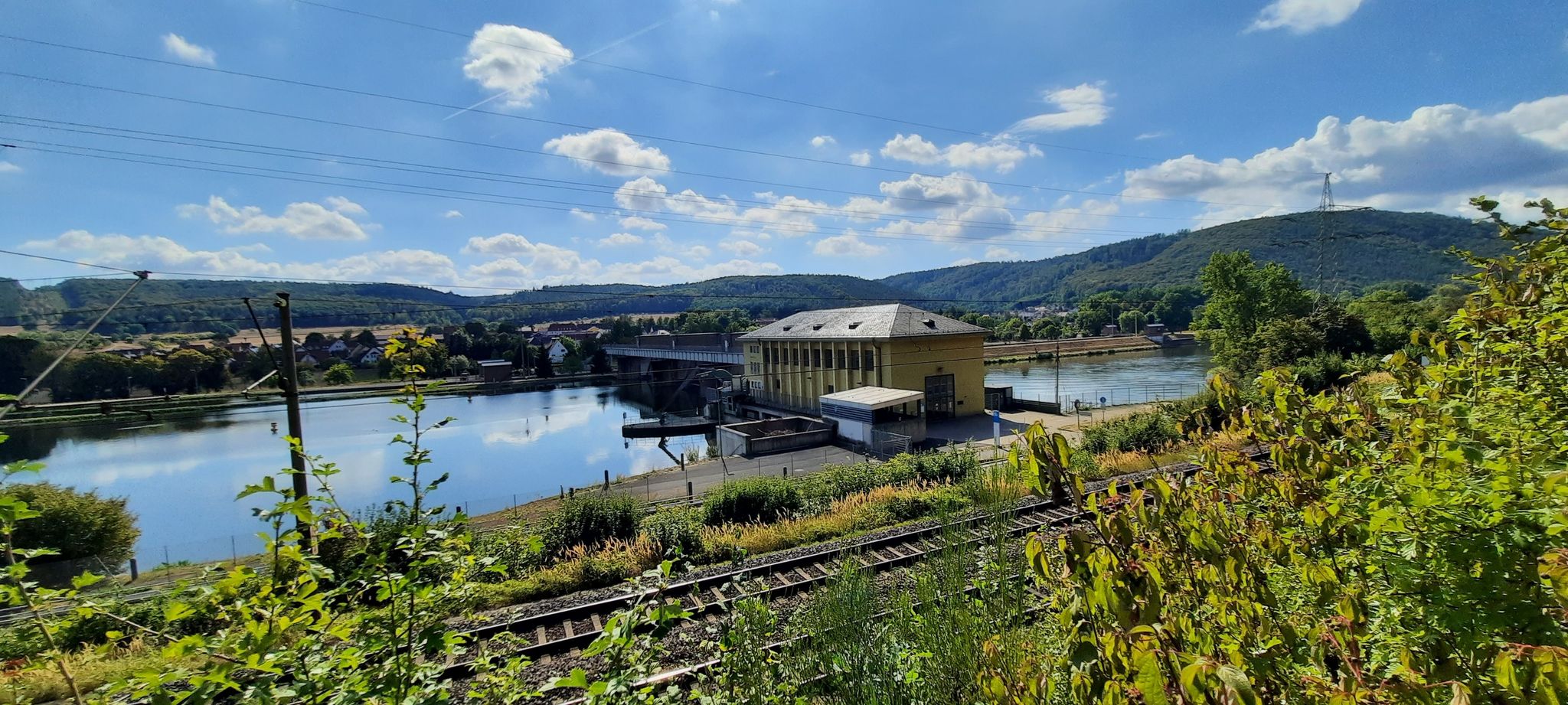 Das Wehr bei Steinbach sehen wir heute von der anderen Seite
