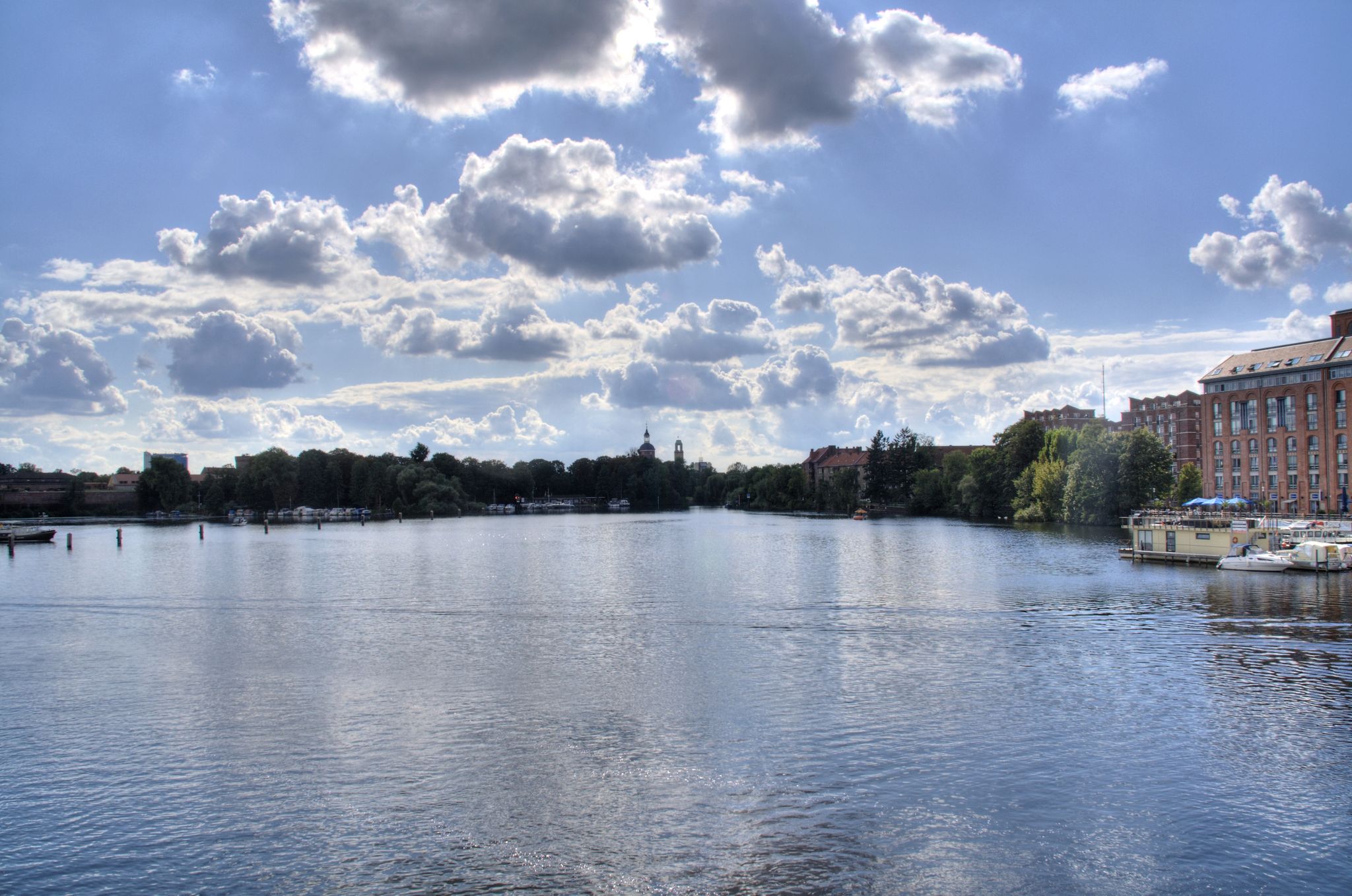 Spandau Blick von der Brücke Eiswerderstraße auf die Altstadt