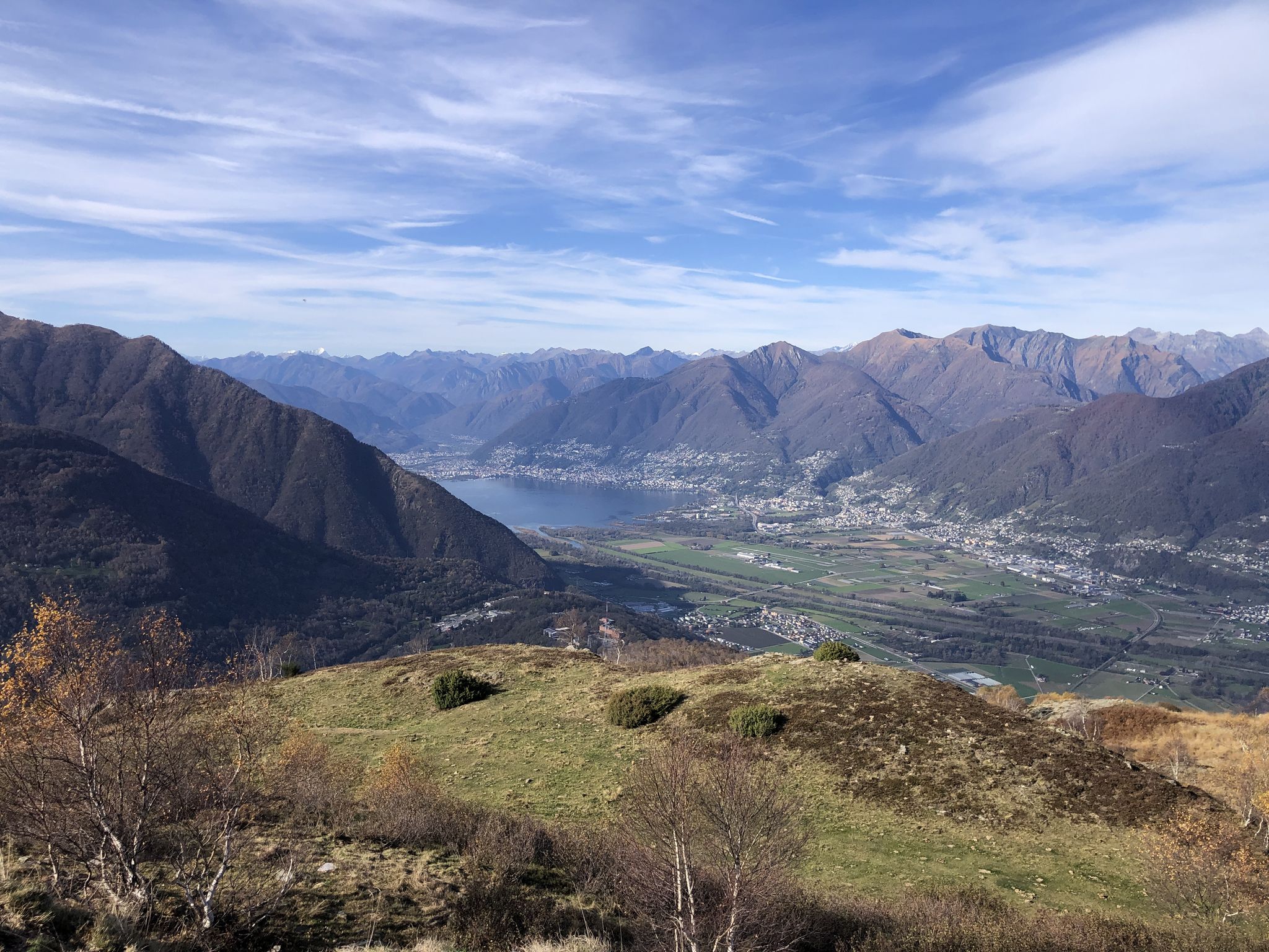 Cima di Medeglia - Blick Rtg W : Lago Maggiore